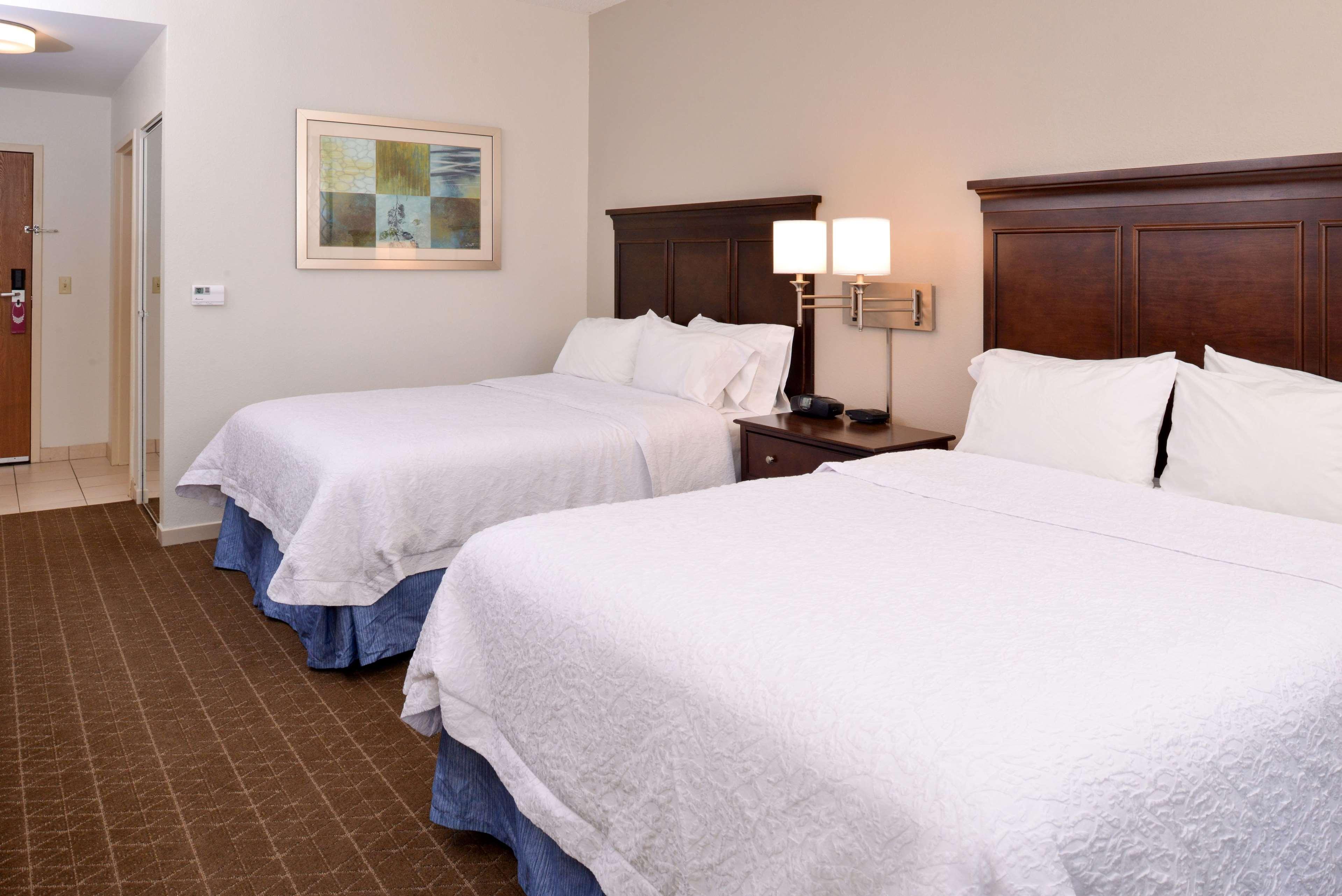 Hampton Inn & Suites Pueblo-Southgate Buitenkant foto