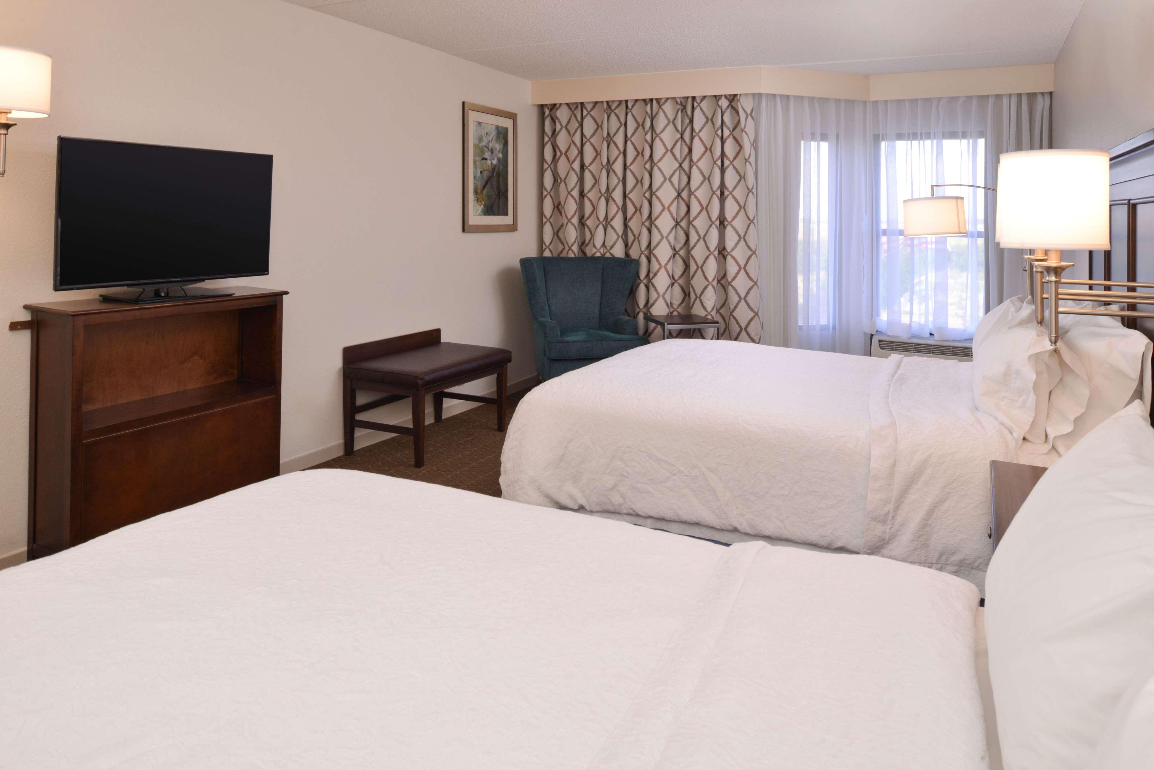 Hampton Inn & Suites Pueblo-Southgate Buitenkant foto