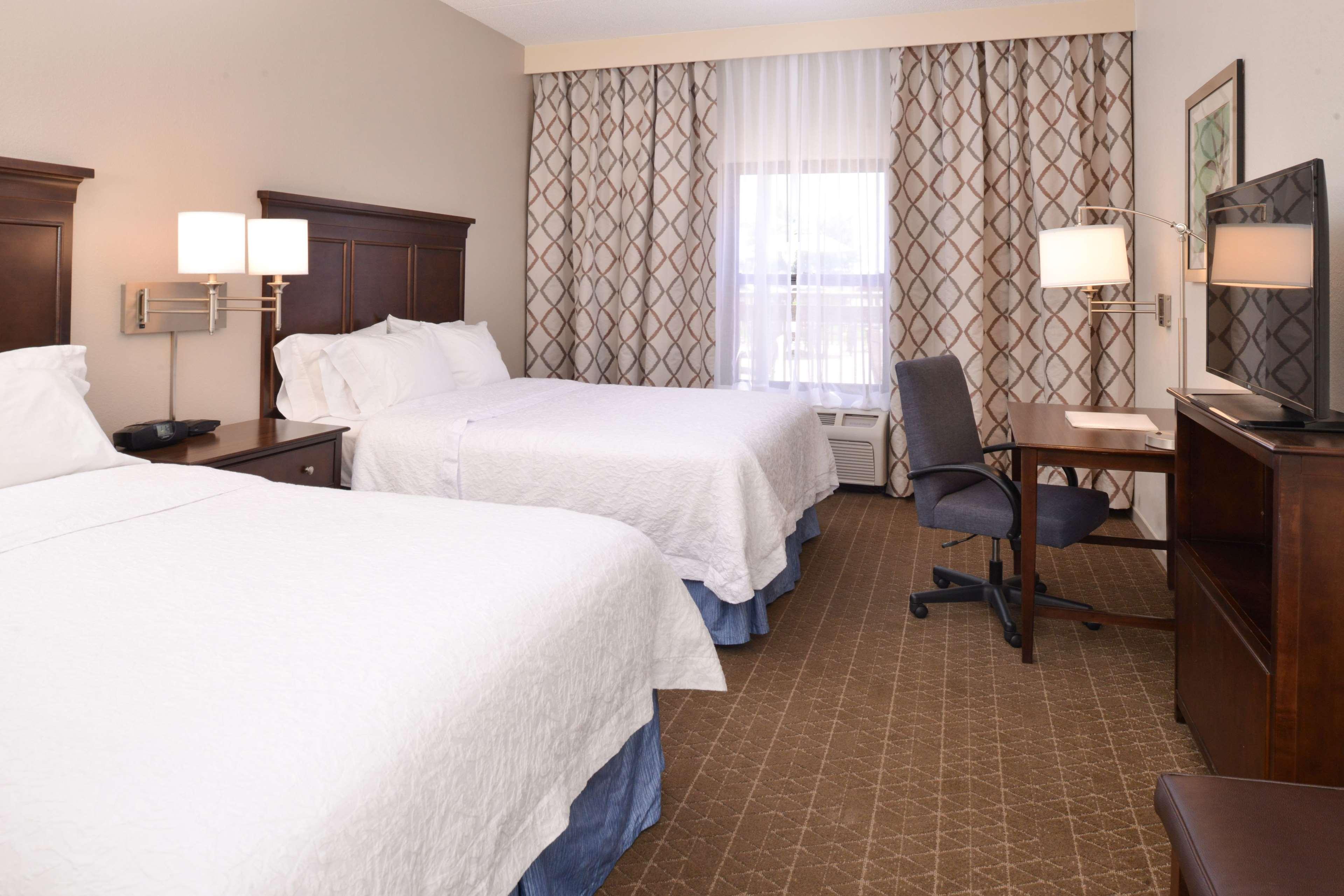 Hampton Inn & Suites Pueblo-Southgate Buitenkant foto
