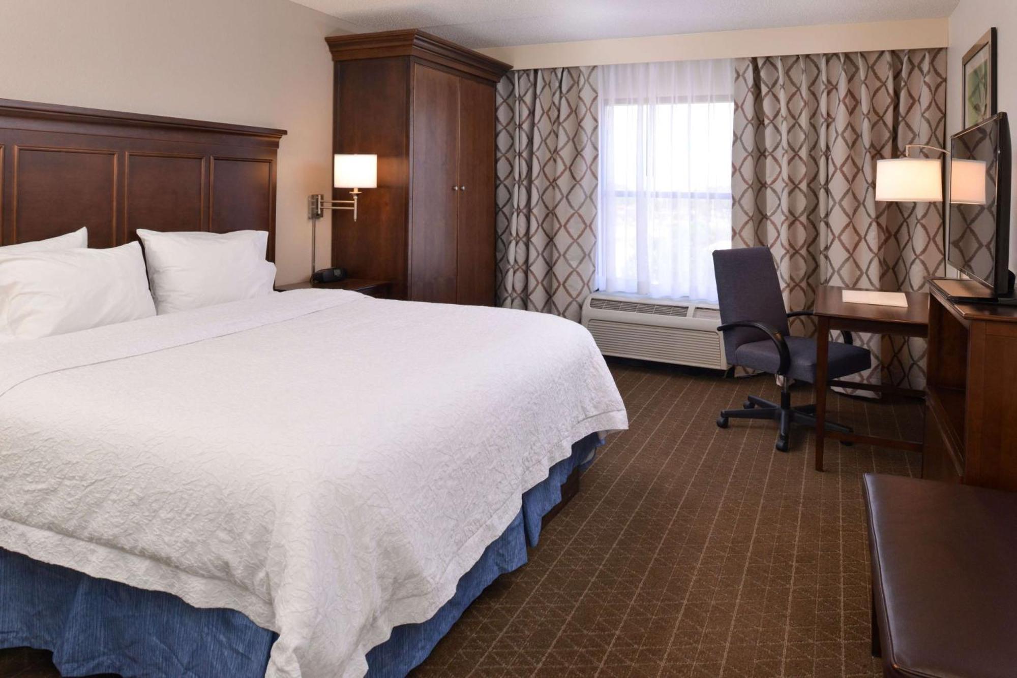 Hampton Inn & Suites Pueblo-Southgate Buitenkant foto